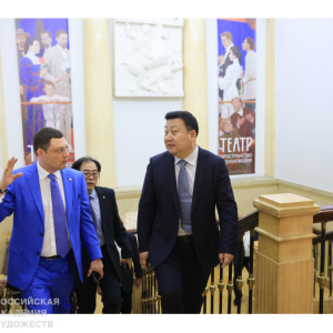 中国美术馆代表团访问俄罗斯艺术科学院